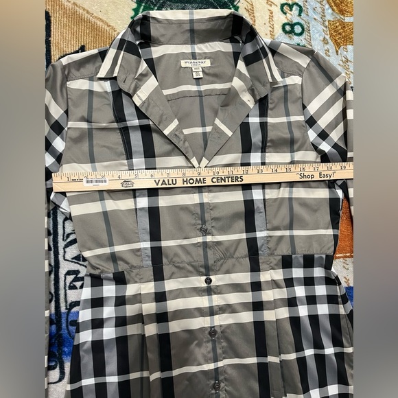 Burberry tunic. Size 10. Like New. - Picture 2 of 8